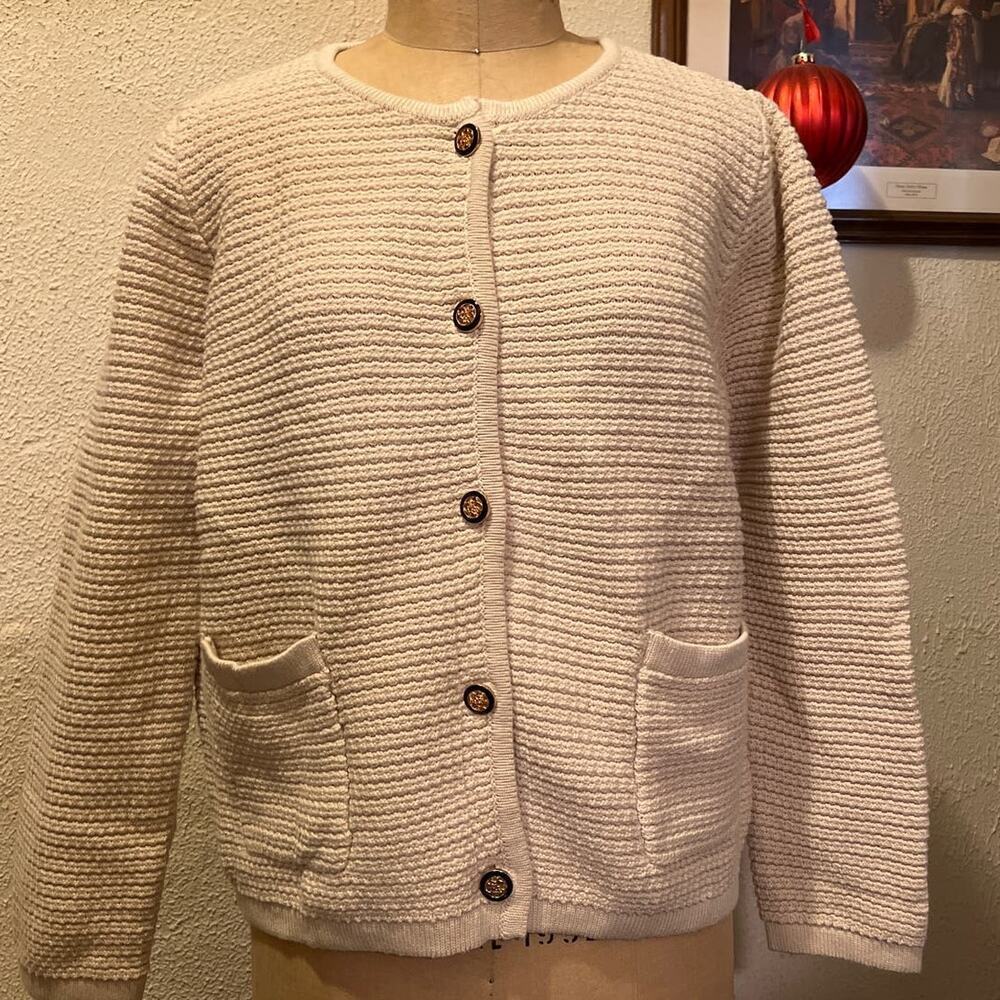 Button Down Sweater Cardigan with Pockets Cream NWT Size XL